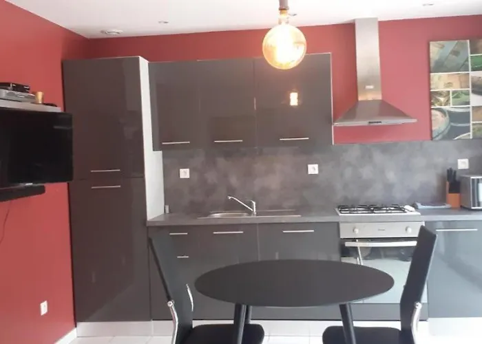 Studio Meuble 27M2 - Entree Privee